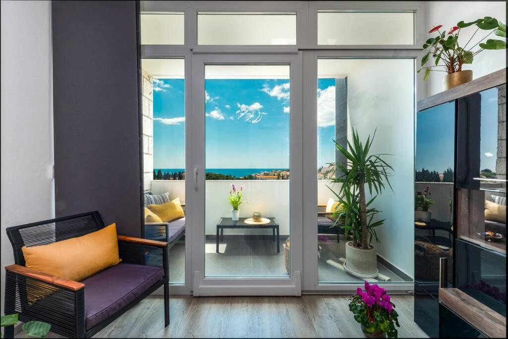 Apartment Leda *