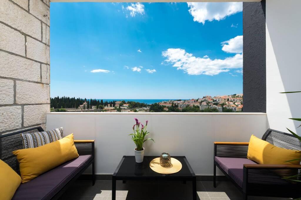 Leda Apartment *